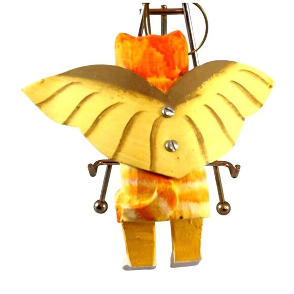 Folk Art Handcrafted Angel Cat Shelf Sitter Yellow & White With Wings 6x5.5" - Picture 2 of 13